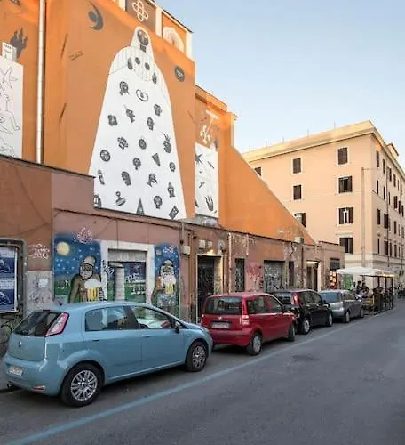 Urban Oasis Near Termini With Patio, Int1b Appartement
