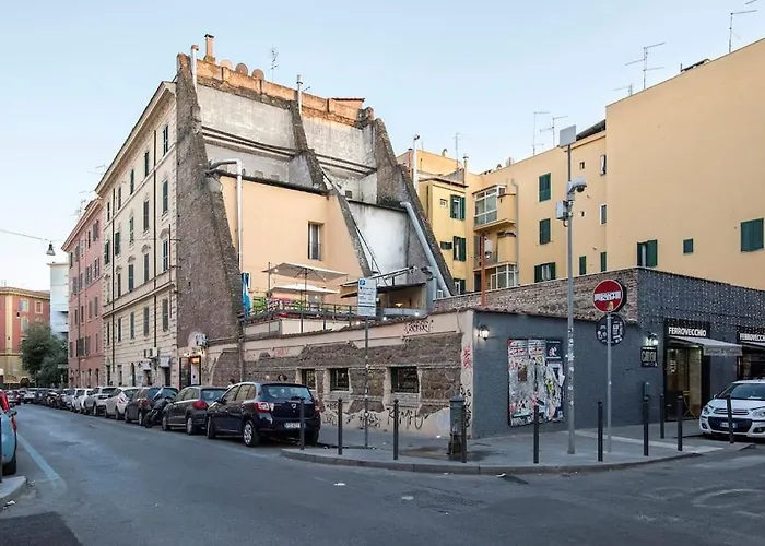 Appartement Urban Oasis Near Termini With Patio, Int1b Rome